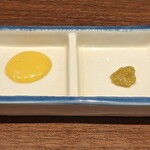 Tonkatsu Juuroku - 辛子　＆　柚子胡椒