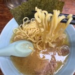 家系ラーメン まこと家 - 