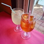 ビストロ バルフルール - 最初のドリンク