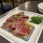 炭火焼肉屋台 たじま屋 - 塩漬けハラミ@1,045