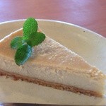 スローカフェマハロ - 豆腐とレモンのベイクドケーキ