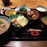 味工房 まんま - 日替わり御膳を注文