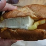 くれえぷリン - 大きさはこのくらい。普通のホットドッグより一回り大きいくらい。