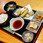 Kamon - 天ぷら盛り合わせ定食