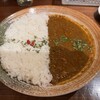 麻布十番 薬膳カレー 新海 本店