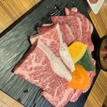 和牛焼肉食べ放題 肉屋の台所 - 