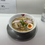 ラーメン モリン - 料理写真:トリトン(麺140㌘) 1150円