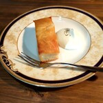 小石珈琲 - 苺とチーズのパウンドケーキ