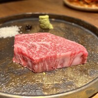 和牛とタン 焼肉 とみ 新橋本店 - 