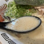 博多屋台ラーメンとよちゃん - スープ