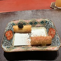 Ji-Cube - 1.ヤングコーンの春巻き、キャビア、金華ハム。