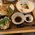 Udon Ya Tsunagu - 