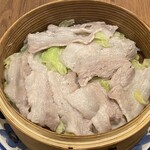 Gomyo No Mukai - 三元豚と旬野菜のせいろ蒸し