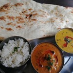 インド&バングラレストラン タイガー - 豆カレーとキーマカレー