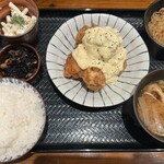 土鍋炊きご飯 おこめとおかず - 