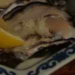 嘉門 - レモンだけで美味しい牡蠣のスモーク
