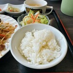 中華料理 楽園 - ごはん
