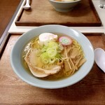 まつや食堂 - 塩ラーメン 750円