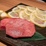 すすきの焼肉きらく - スーパーネギタン塩とうえタン塩