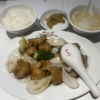 香港園 - セットメニュー香醋肉塊
                    香醋(黒酢)味のスブタ 香港園 - セットメニュー香醋肉塊
                    香醋(黒酢)味のスブタ