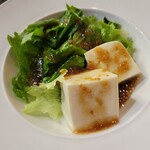 海鮮料理 ぐろっと - 豆腐のサラダ