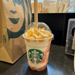 STARBUCKS COFFEE - スターバックス ストロベリー フラペチーノ® (オプションで、メロン果肉とキャラメルソース)