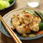 Salt-grilled chicken and green onions