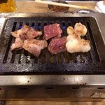 大阪焼肉・ホルモン ふたご - オススメのふたご盛り