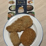 うまいち - アジフライ(上) マグロフライ(左) 男爵コロッケ(右)