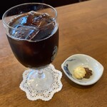 アデリータ - セットのアイスコーヒー