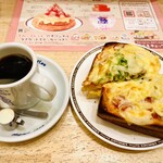 コメダ珈琲店 - コメダブレンド　たっぷりたまごのピザトースト
