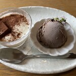 てっとう茶屋 UKAWA - コーヒークリームのティラミス仕立て
                                生チョコとジェラートを添えて…✨