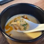 屋上屋台中華 りんりん - 新玉ねぎの白湯スープ