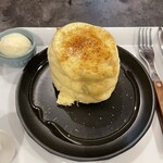 CAFE AND BAR MERCURY - 