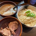麺処 と市 - 味玉ちゃーしゅーつけ麺