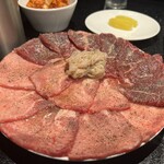 四谷三丁目 大衆焼肉 暴飲暴食 - 