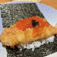 天冨良 麻布よこ田 恵比寿ガーデンプレイス店 - えび・イクラ・キャビア　のロール
