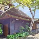 元祖 本吉屋 - 2024年5月　モクモクと良い匂いが