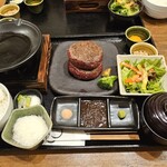 納屋橋ハンバーグ - 