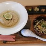 麺処 隆 - 上から