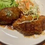 ハローコーヒー - ハンバーグとカツのアップ