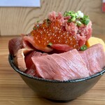 天然本マグロ専門店 司 - 