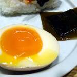 MISOJYU - 煮卵ハーフ・お新香（昆布の佃煮）