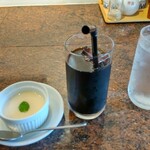 中国料理 天龍 - アイスコーヒー、杏仁豆腐