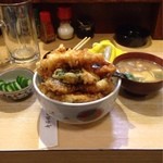 季節料理車屋 - 