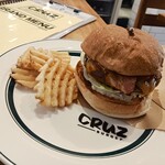 CRUZ BURGERS & CRAFT BEERS - 