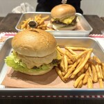 BURGER R&R MiLK - フェンダーダブル