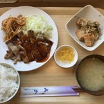Nouka Shokudou Mamma - トンテキ定食。トンテキ、キャベツ、スパゲッティ、小鉢、味噌汁、ご飯、漬物が付いてきます。