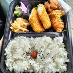 マルカン惣菜店 - 料理写真: