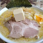 Menya Shokudou Ajito - 味噌牛乳バターカレーラーメン